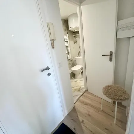 Studio Moderne Renove Avec Balcon Nice Exterior photo